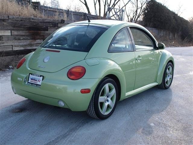 Volkswagen New Beetle 2003 photo 1