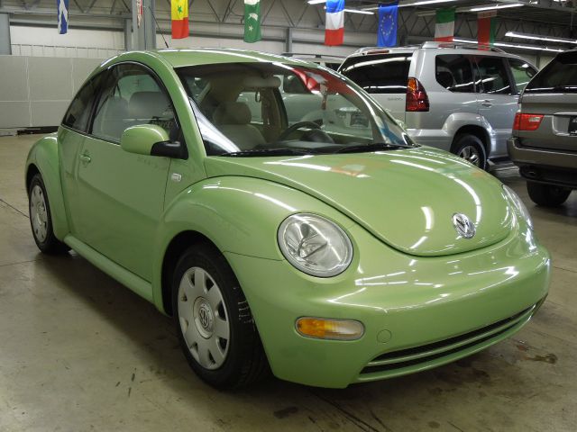 Volkswagen New Beetle 2003 photo 4