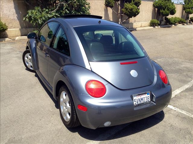 Volkswagen New Beetle 2003 photo 9