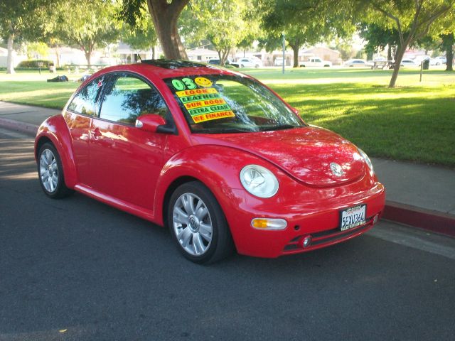 Volkswagen New Beetle 2003 photo 3