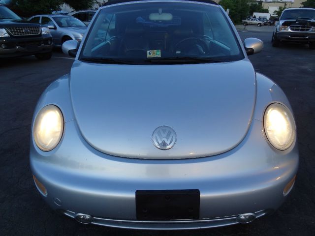 Volkswagen New Beetle 2003 photo 20