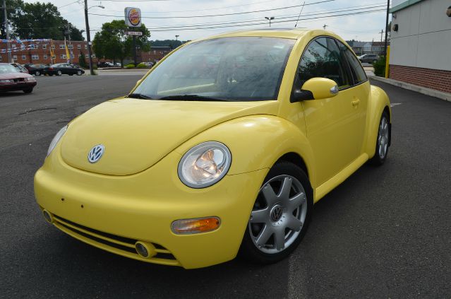 Volkswagen New Beetle 2003 photo 3