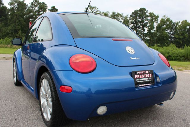 Volkswagen New Beetle 2003 photo 3