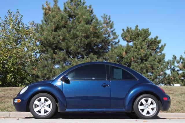 Volkswagen New Beetle 2003 photo 3