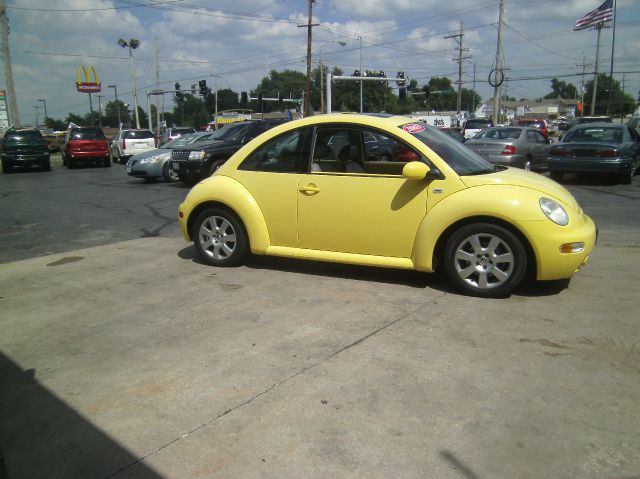 Volkswagen New Beetle 2003 photo 4