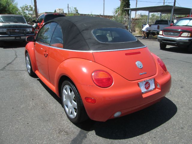 Volkswagen New Beetle 3/4 Ton Convertible