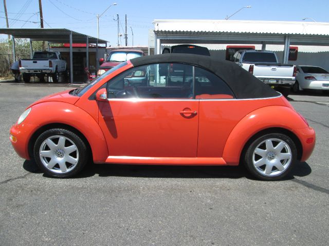 Volkswagen New Beetle 2003 photo 4