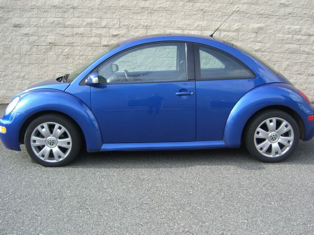 Volkswagen New Beetle 2003 photo 16