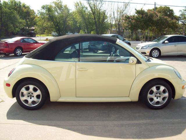 Volkswagen New Beetle 2003 photo 3