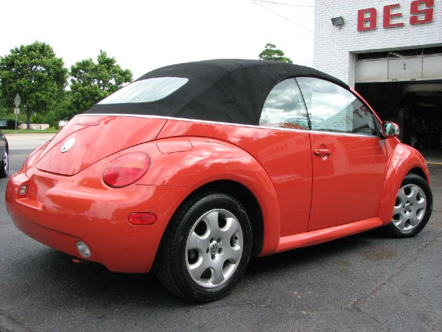 Volkswagen New Beetle 2003 photo 10