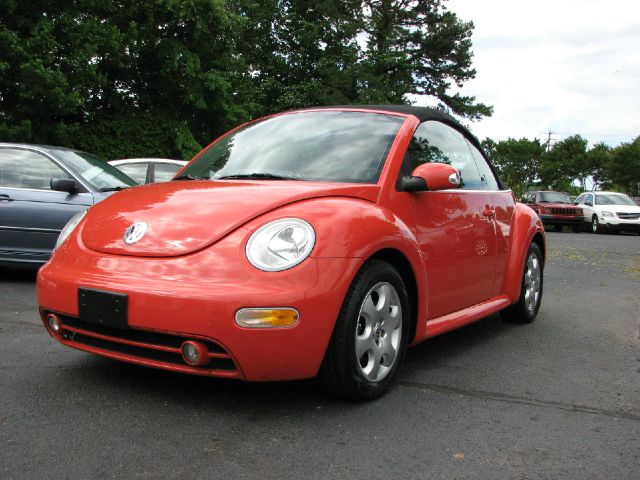 Volkswagen New Beetle 2003 photo 12