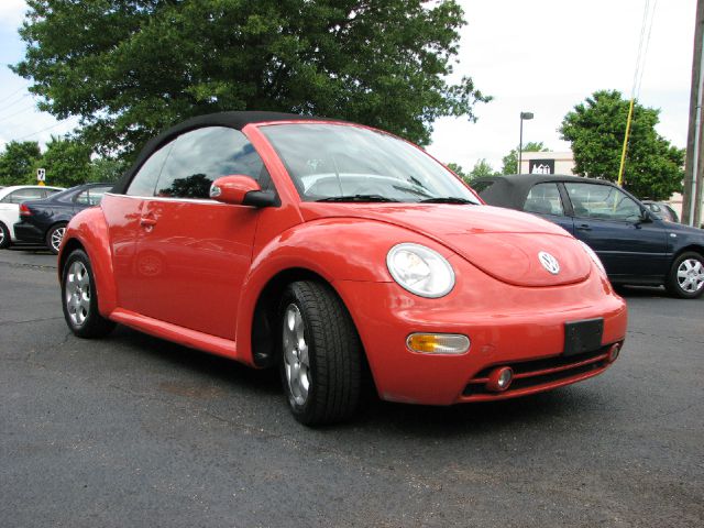 Volkswagen New Beetle 2003 photo 14