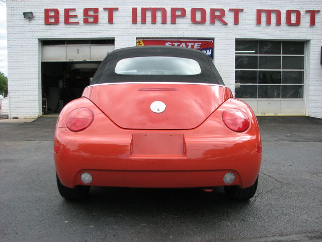 Volkswagen New Beetle 2003 photo 8