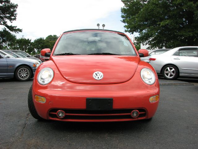 Volkswagen New Beetle 2003 photo 9