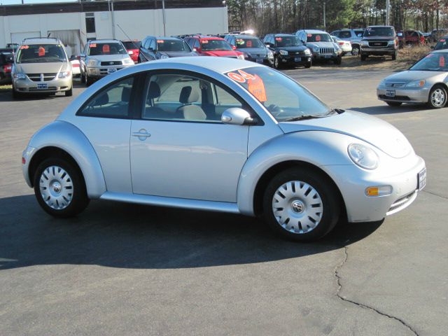 Volkswagen New Beetle 2004 photo 2