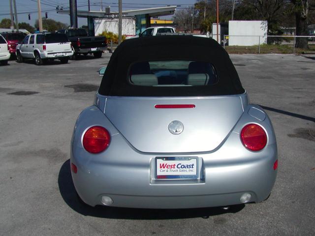 Volkswagen New Beetle 2004 photo 4