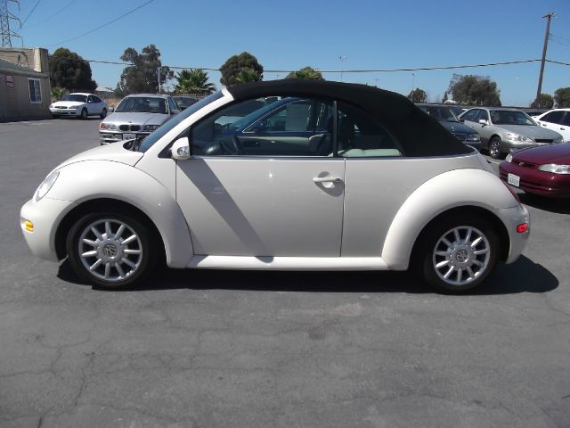 Volkswagen New Beetle 2500 Extended Cab 4WD SLT Convertible