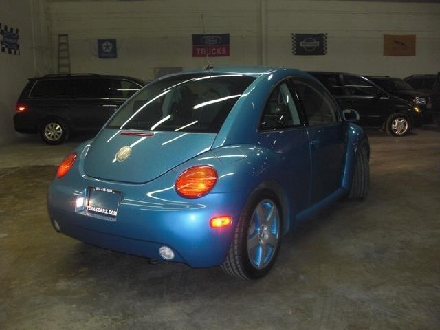 Volkswagen New Beetle 2004 photo 3