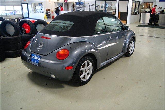 Volkswagen New Beetle 2004 photo 3