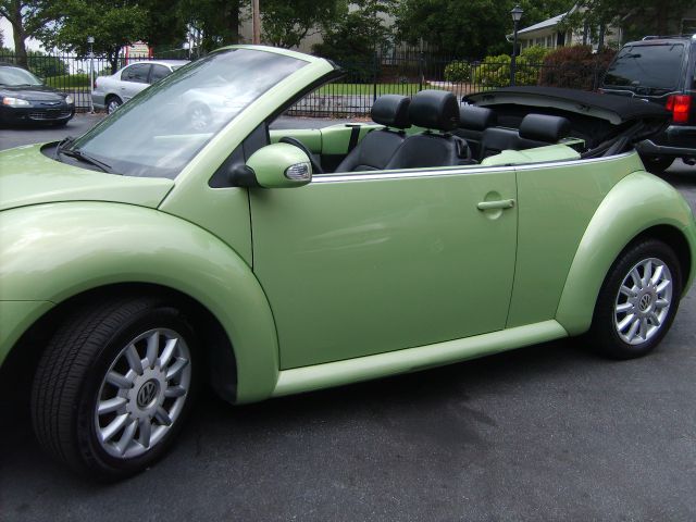 Volkswagen New Beetle 2004 photo 3