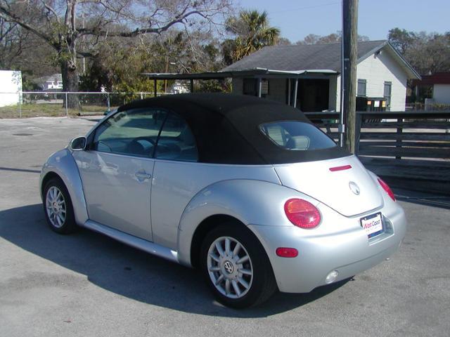 Volkswagen New Beetle 2004 photo 3