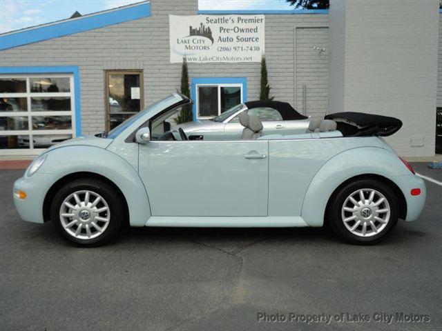 Volkswagen New Beetle 2004 photo 2