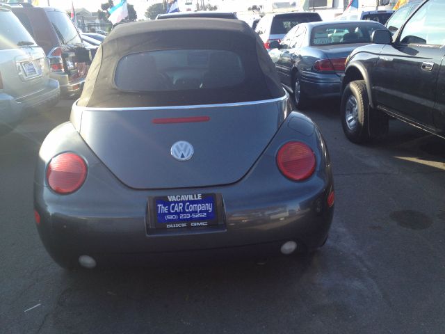 Volkswagen New Beetle 2004 photo 1