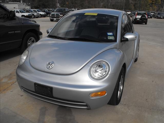 Volkswagen New Beetle 2004 photo 1