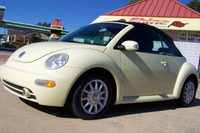 Volkswagen New Beetle 2004 photo 3