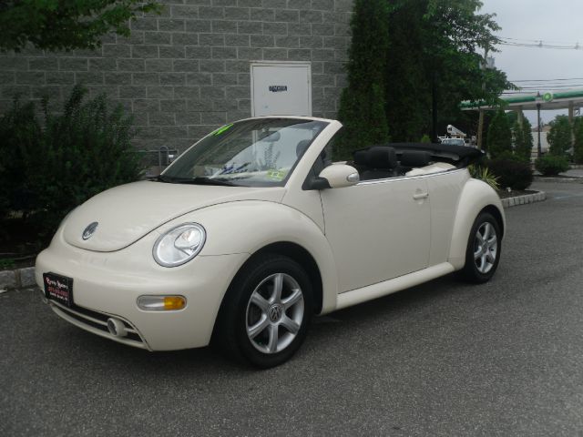 Volkswagen New Beetle 2004 photo 4