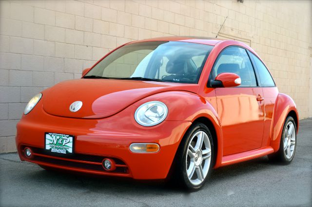 Volkswagen New Beetle 2004 photo 4