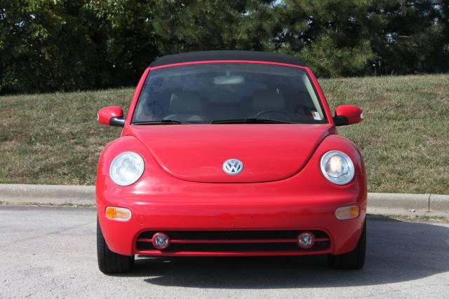 Volkswagen New Beetle 2004 photo 1