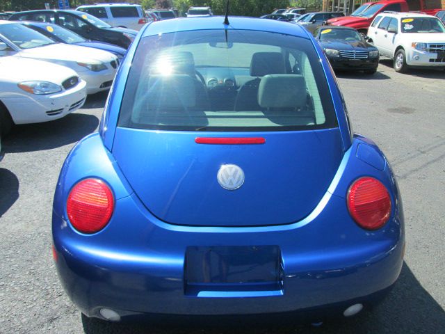 Volkswagen New Beetle 2004 photo 4