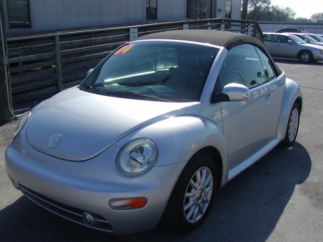 Volkswagen New Beetle 2004 photo 2