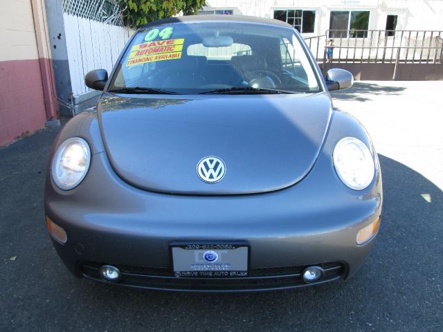 Volkswagen New Beetle 2004 photo 7