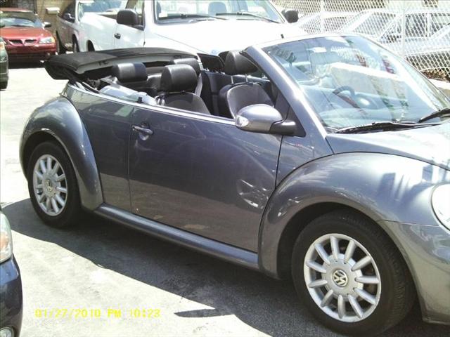 Volkswagen New Beetle 2004 photo 5