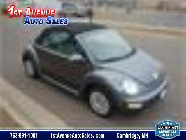 Volkswagen New Beetle 2004 photo 1