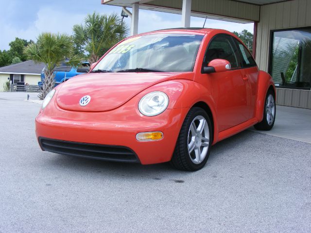 Volkswagen New Beetle 2004 photo 12