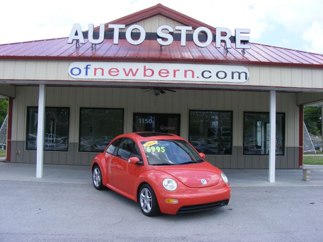 Volkswagen New Beetle 2004 photo 15