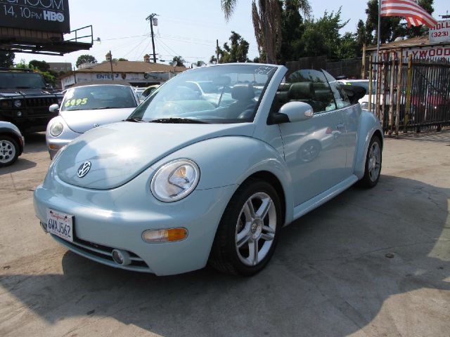 Volkswagen New Beetle 2004 photo 4