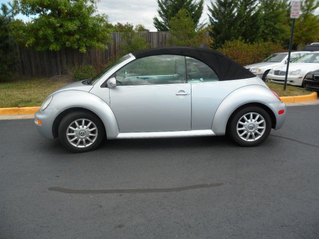 Volkswagen New Beetle 2004 photo 4