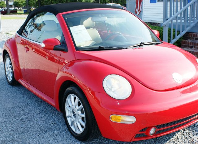 Volkswagen New Beetle 2004 photo 3