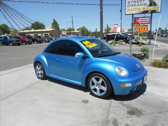 Volkswagen New Beetle 2004 photo 2