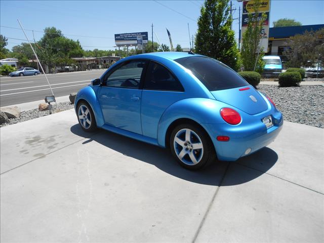 Volkswagen New Beetle 2004 photo 4