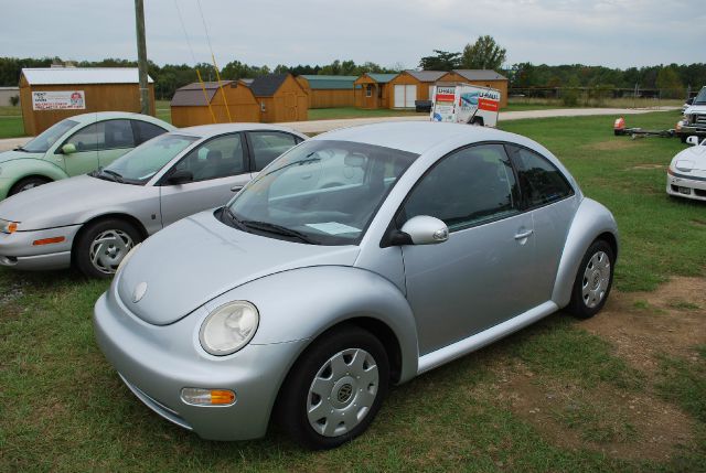 Volkswagen New Beetle 2004 photo 3