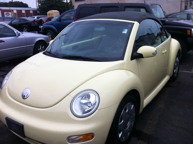 Volkswagen New Beetle 2004 photo 3