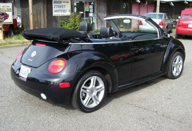 Volkswagen New Beetle 2004 photo 3