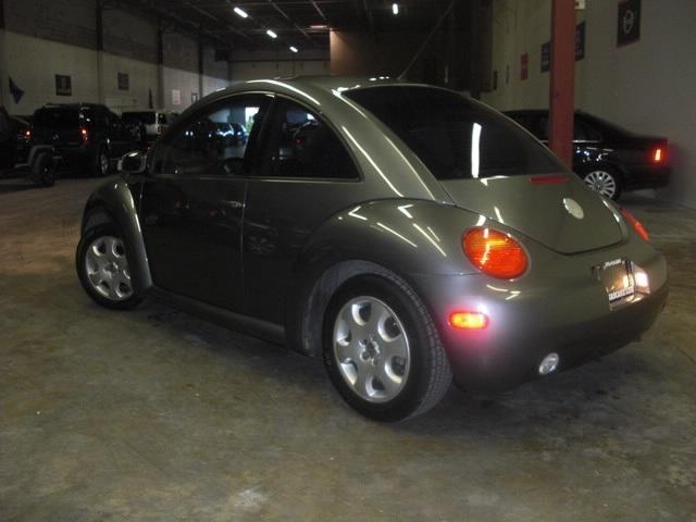 Volkswagen New Beetle 2004 photo 1