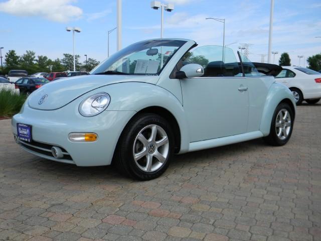 Volkswagen New Beetle 2004 photo 1