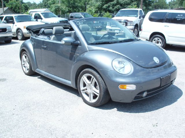 Volkswagen New Beetle 2004 photo 4